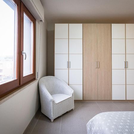 Poetto Beach Appartement Quartu SantʼElena Buitenkant foto