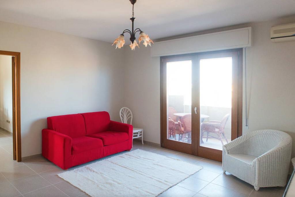 Poetto Beach Appartement Quartu SantʼElena Buitenkant foto
