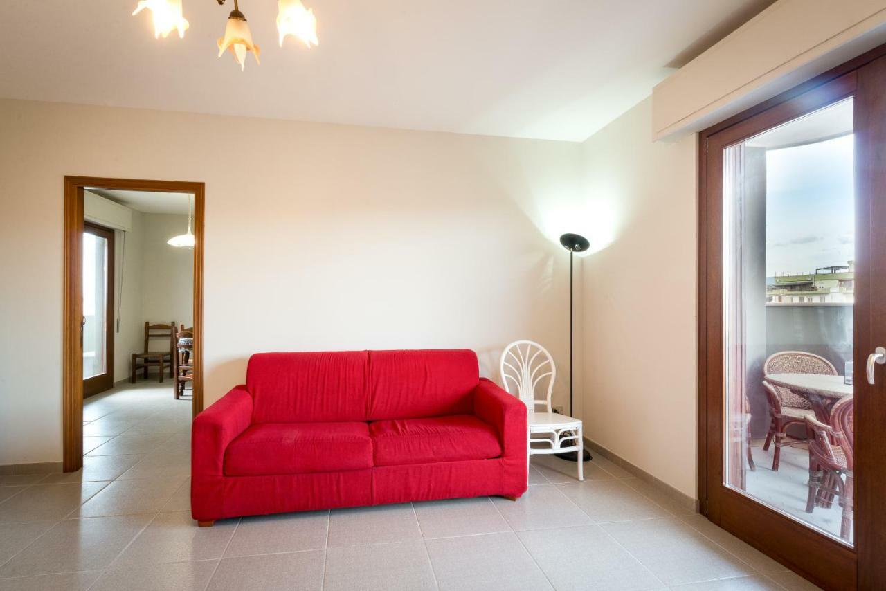 Poetto Beach Appartement Quartu SantʼElena Buitenkant foto