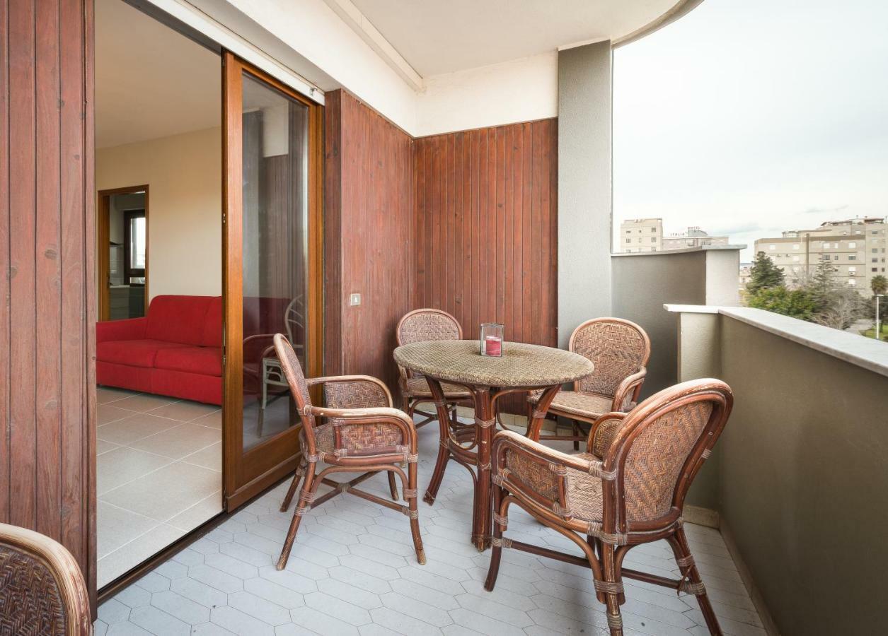 Poetto Beach Appartement Quartu SantʼElena Buitenkant foto
