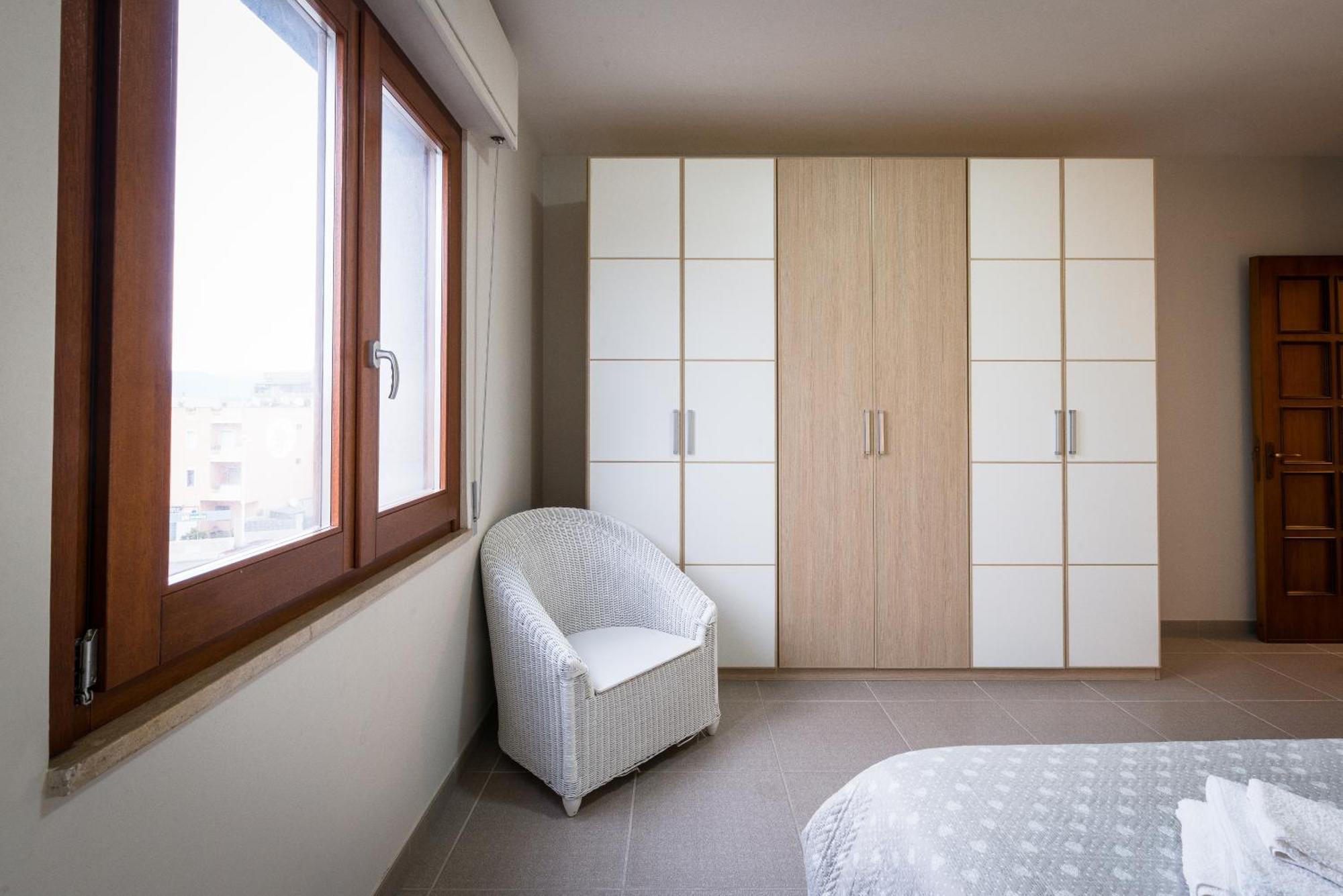 Poetto Beach Appartement Quartu SantʼElena Buitenkant foto